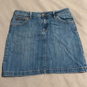 Gap Women’s Size 10 Denim Skirt